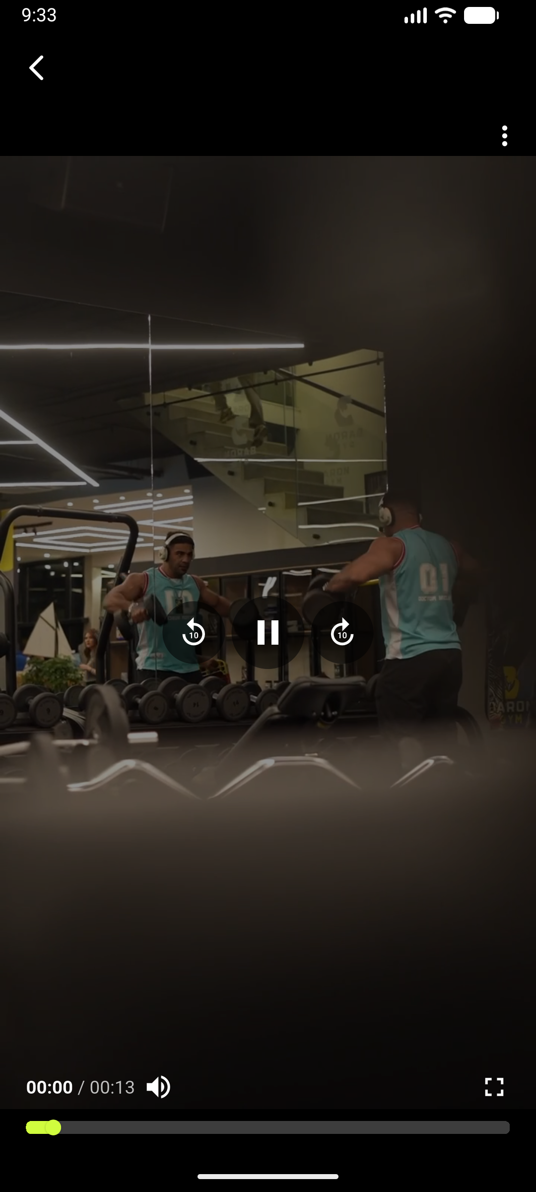Client exercise detail screen with video and workout instructions